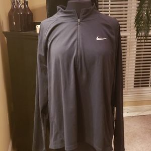Nike womens plus size pullover